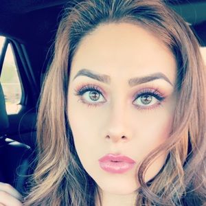 Meet your Posher, Angelina